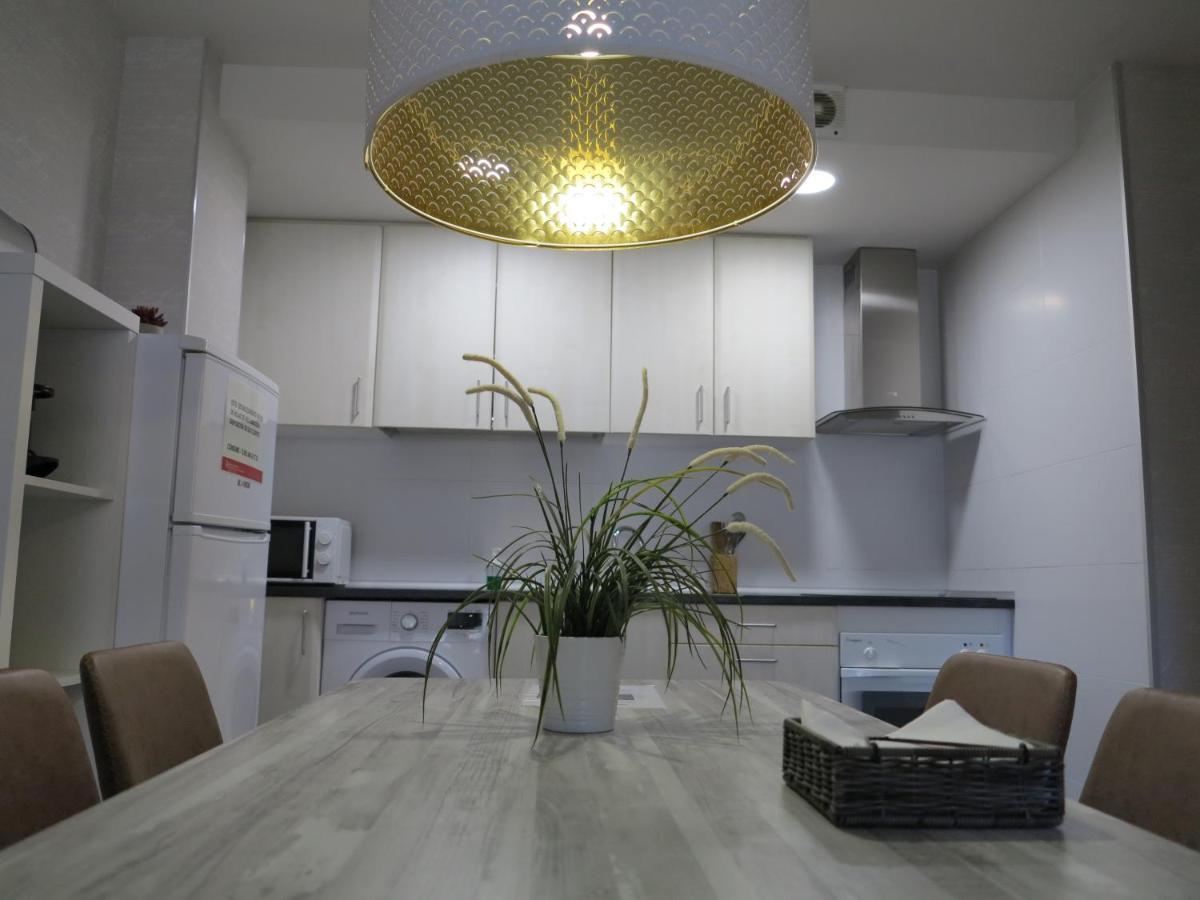 Tudela Balcon De Bardenas Apartment Luaran gambar