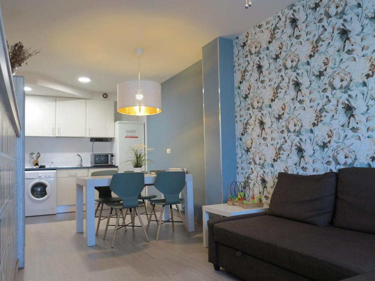 Tudela Balcon De Bardenas Apartment Luaran gambar