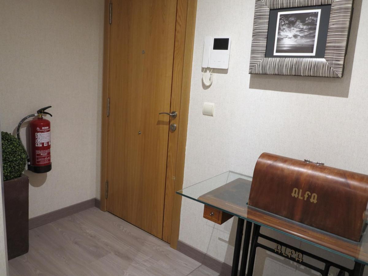 Tudela Balcon De Bardenas Apartment Luaran gambar