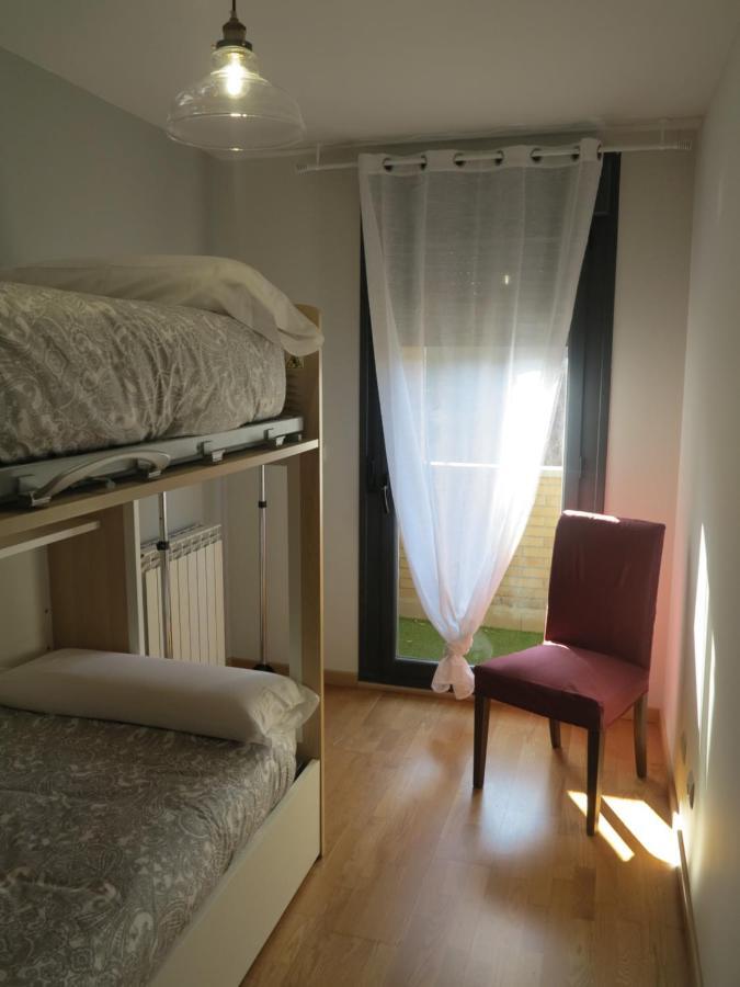 Tudela Balcon De Bardenas Apartment Luaran gambar